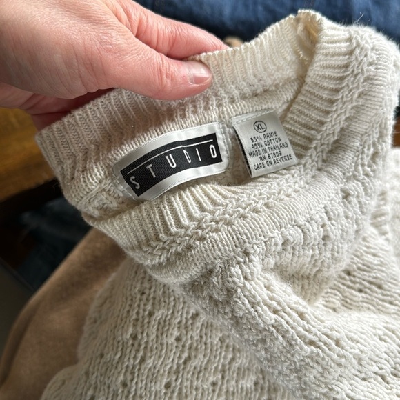 Studio Cozy White Knit Fisherman style Sweater XL - Picture 3 of 6